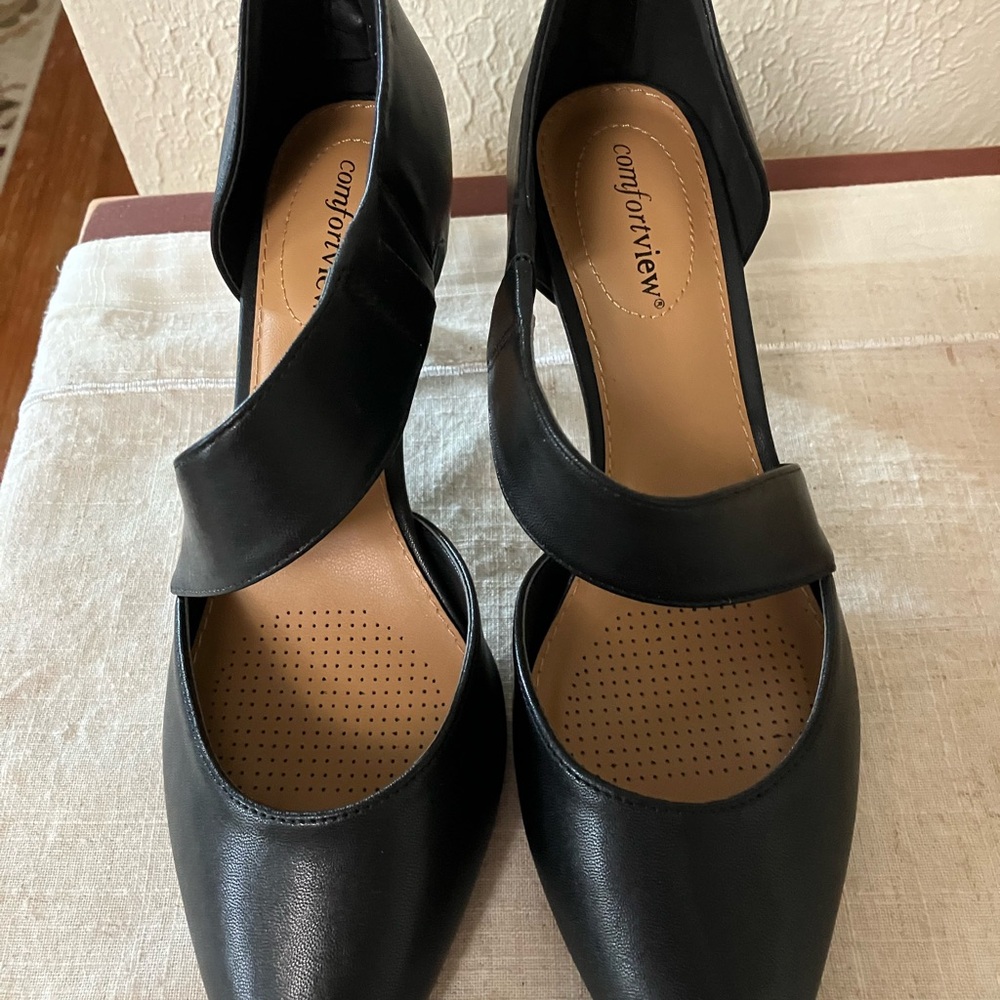 Comfortview Black Dress Heels!